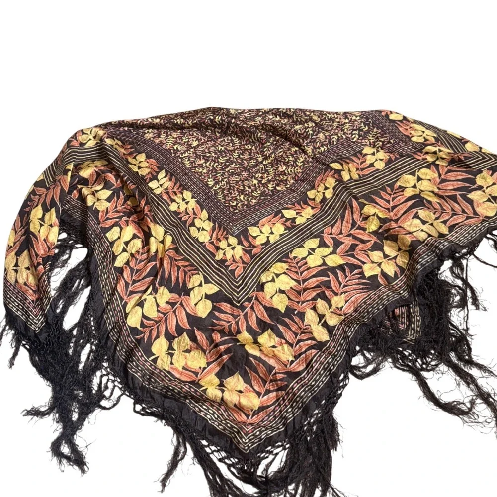 Vintage Lady Lord 100% Pure Silk Floral Fringe Shawl Scarf Made in India Black